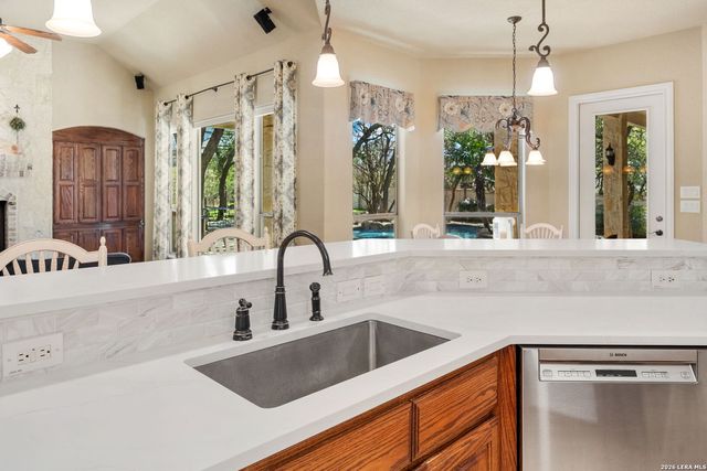 27662 Oak Brook Way, Boerne, TX 78015