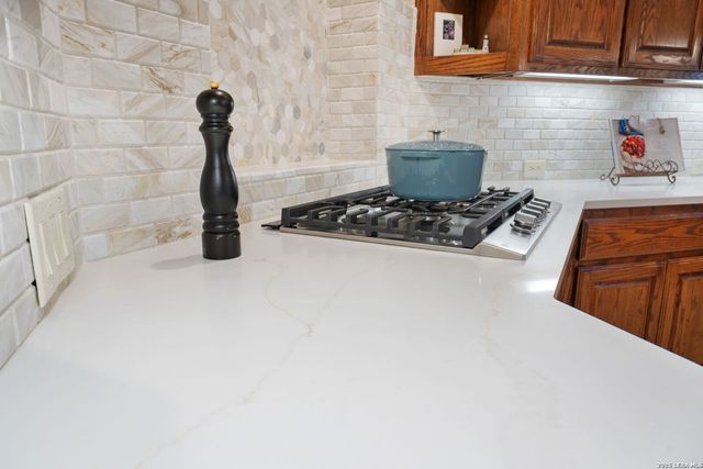 27662 Oak Brook Way, Boerne, TX 78015