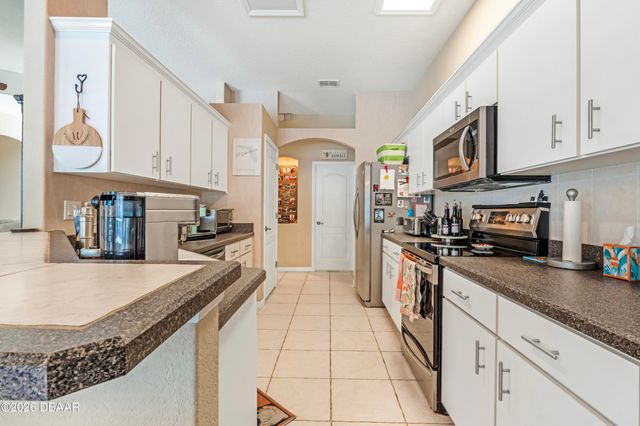 732 Oakwater Lane, Port Orange, FL 32128
