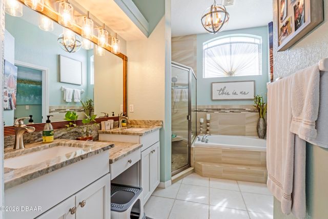 732 Oakwater Lane, Port Orange, FL 32128