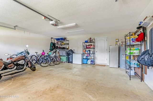 732 Oakwater Lane, Port Orange, FL 32128