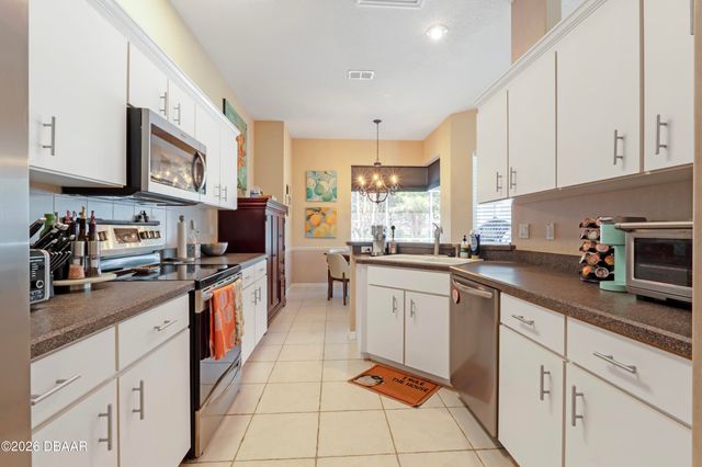 732 Oakwater Lane, Port Orange, FL 32128