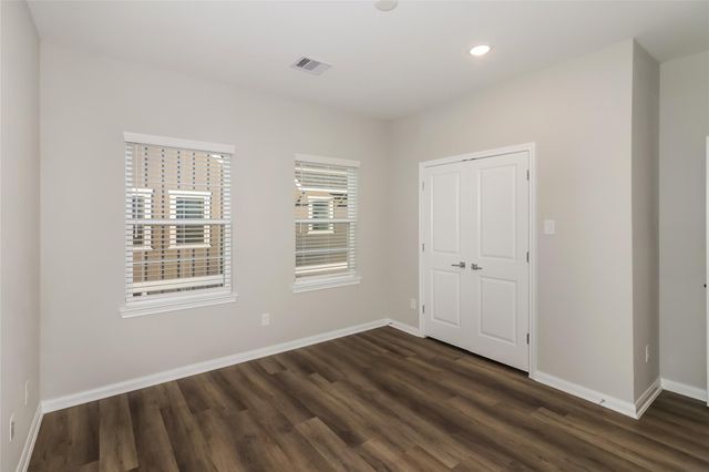 9910 Clark Road B, Houston, TX 77076