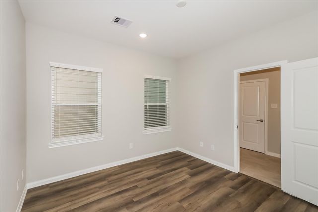 9910 Clark Road B, Houston, TX 77076