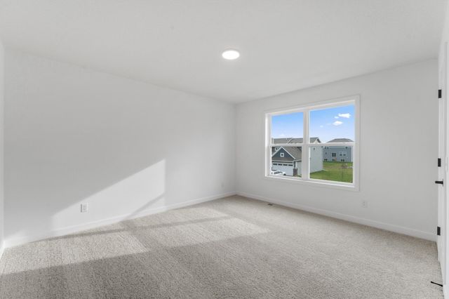 7544 Lower 42nd Street N, Oakdale, MN 55128