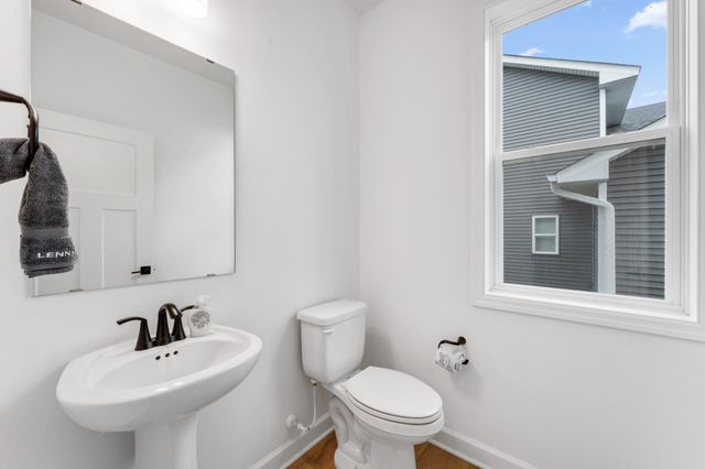 7544 Lower 42nd Street N, Oakdale, MN 55128