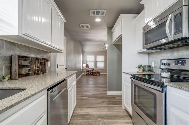 2700 NW 187th Terrace, Edmond, OK 73012