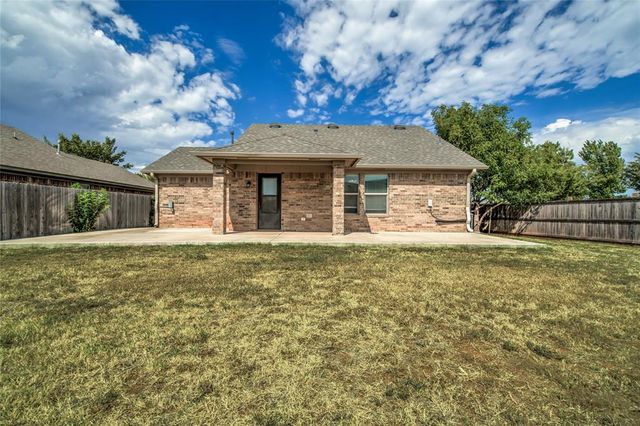 2700 NW 187th Terrace, Edmond, OK 73012