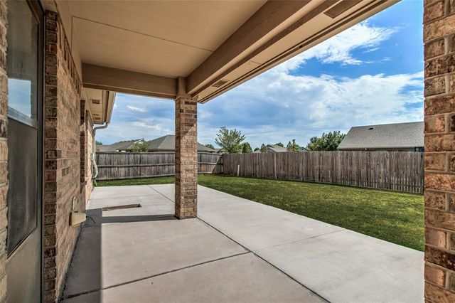 2700 NW 187th Terrace, Edmond, OK 73012