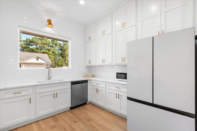 133 Lake Point WAY, Bastrop, TX 78602