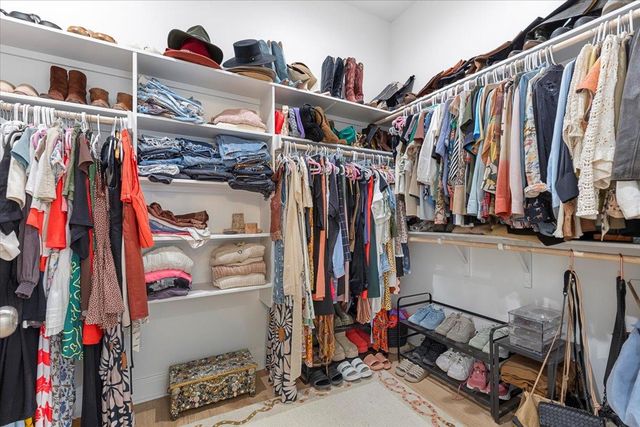 133 Lake Point WAY, Bastrop, TX 78602