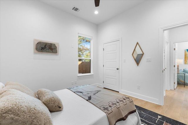 133 Lake Point WAY, Bastrop, TX 78602