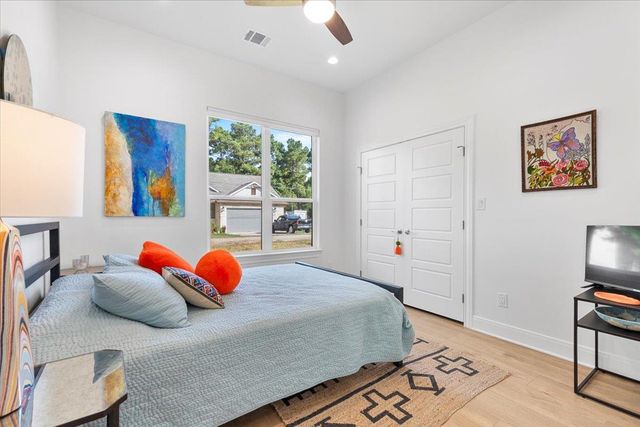 133 Lake Point WAY, Bastrop, TX 78602