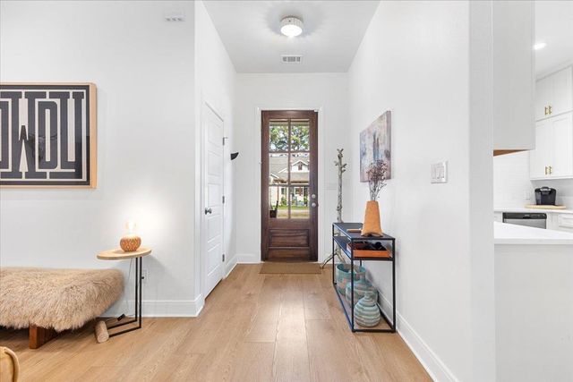 133 Lake Point WAY, Bastrop, TX 78602