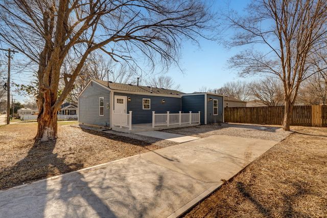 1701 W Webster Street, Springfield, MO 65802