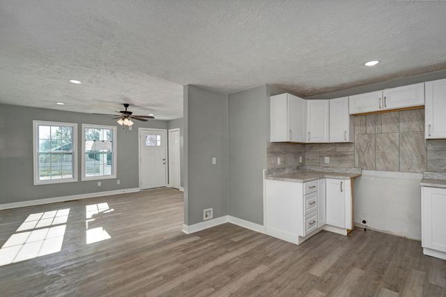 1701 W Webster Street, Springfield, MO 65802