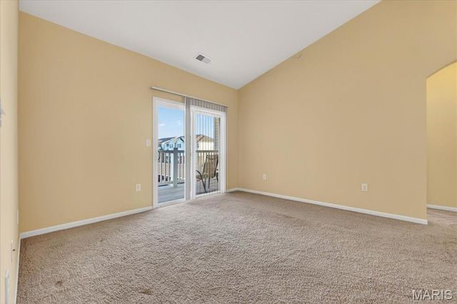 29 Kassebaum Lane 304, Unincorporated, MO 63129