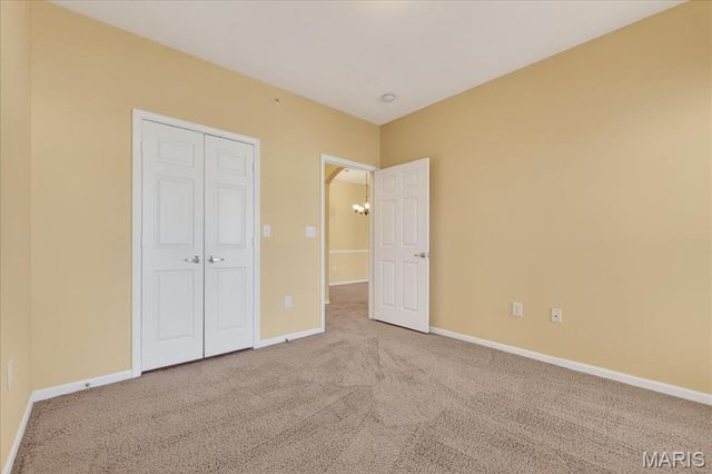 29 Kassebaum Lane 304, Unincorporated, MO 63129