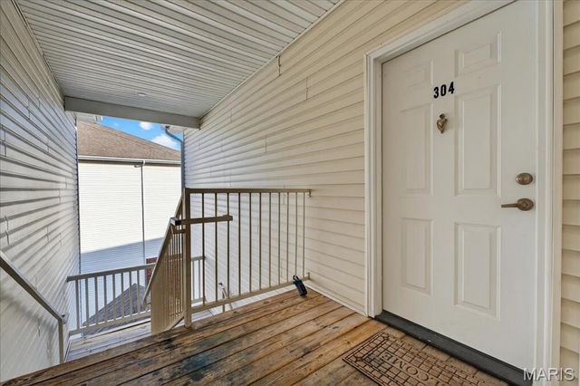 29 Kassebaum Lane 304, Unincorporated, MO 63129