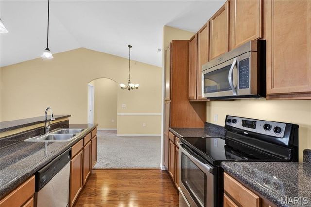 29 Kassebaum Lane 304, Unincorporated, MO 63129