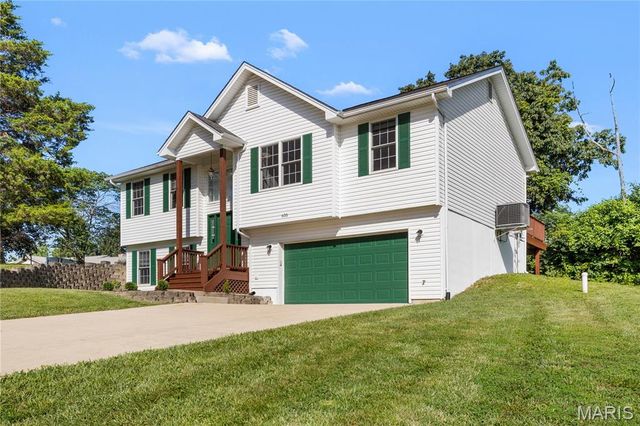 635 Elm Street, Hillsboro, MO 63050
