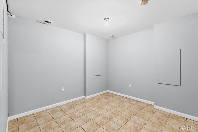 635 Elm Street, Hillsboro, MO 63050