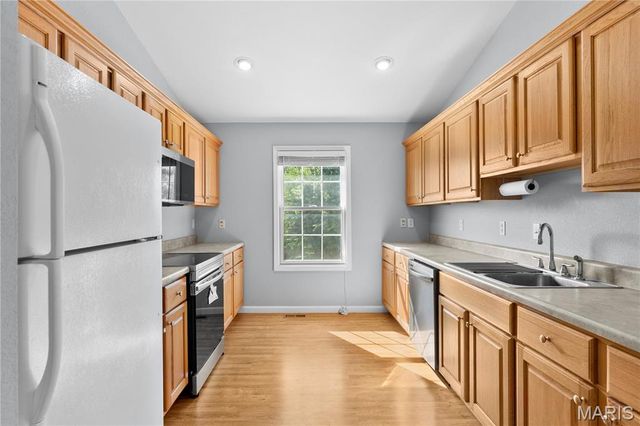 635 Elm Street, Hillsboro, MO 63050