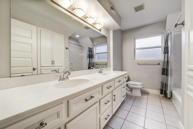 5322 Rutherglenn Drive, Houston, TX 77096