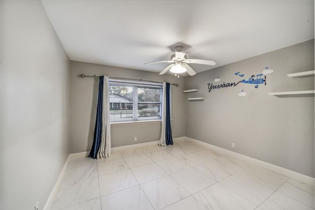 5322 Rutherglenn Drive, Houston, TX 77096