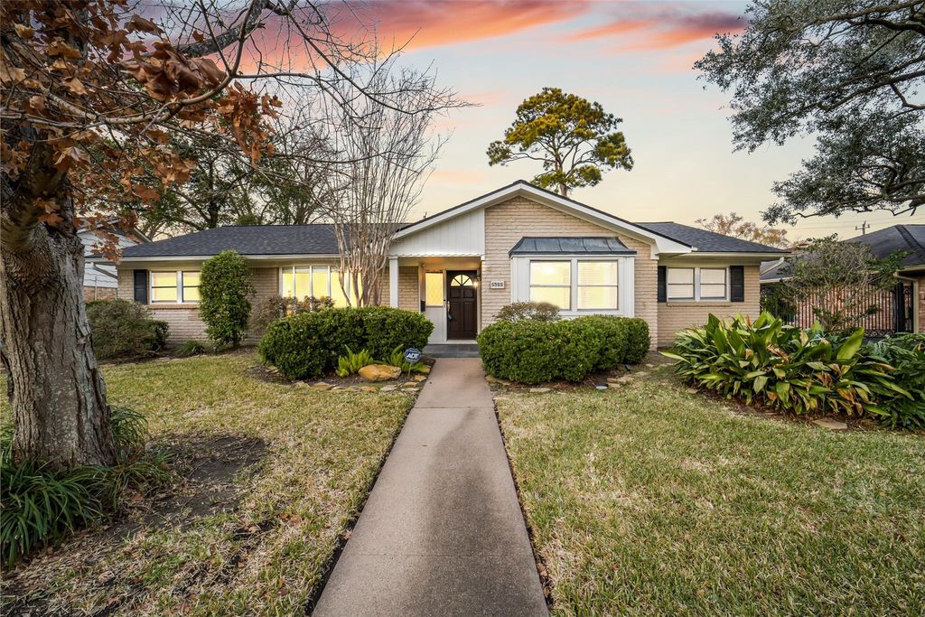 5322 Rutherglenn Drive, Houston, TX 77096
