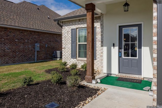 11589 Regal St, Denham Springs, LA 70726