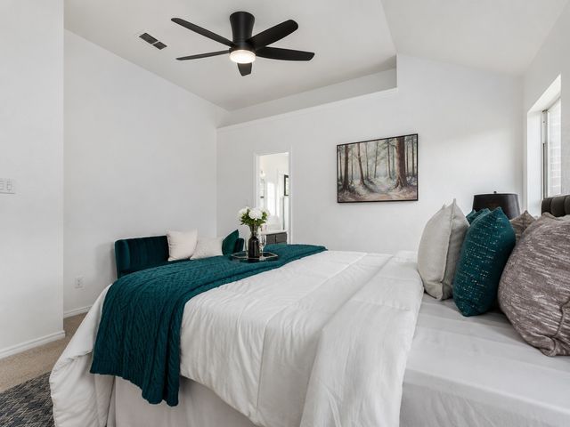 444 Dove Lane, Fort Worth, TX 76108
