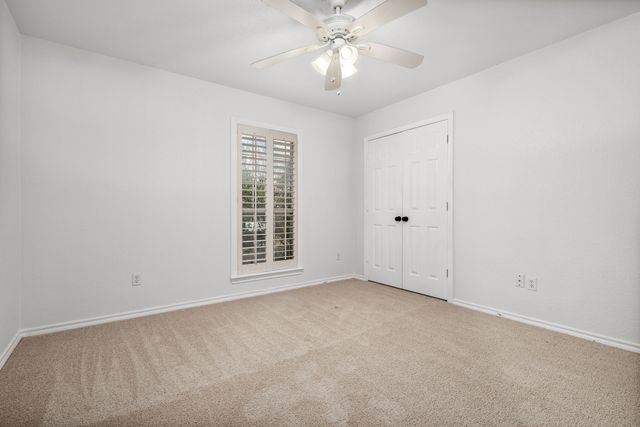 444 Dove Lane, Fort Worth, TX 76108