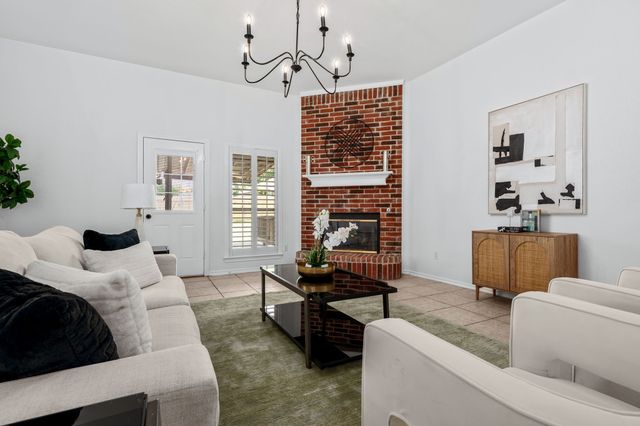 444 Dove Lane, Fort Worth, TX 76108