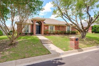 444 Dove Lane, Fort Worth, TX 76108