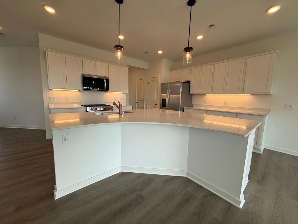 14943 Avondale View, Rosemount, MN 55068 — exterior
