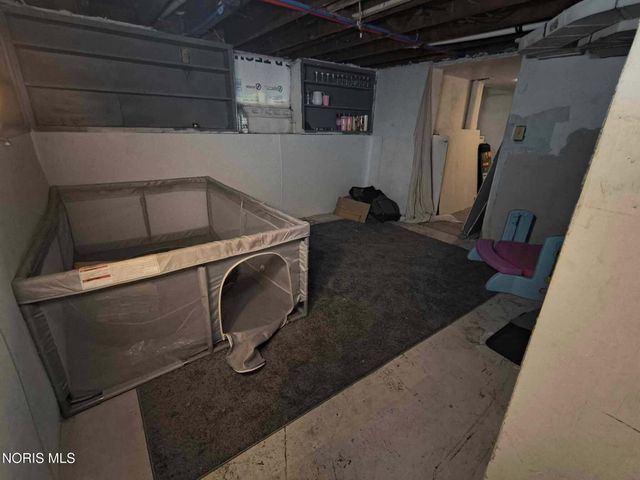 1017 Wayne Avenue, Defiance, OH 43512