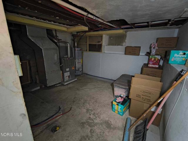 1017 Wayne Avenue, Defiance, OH 43512