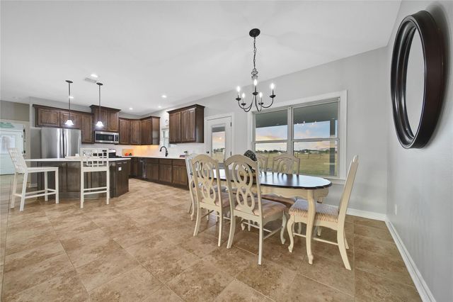 2398 Settlers Way Drive, Sealy, TX 77474