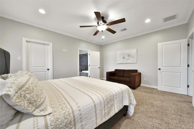 2398 Settlers Way Drive, Sealy, TX 77474