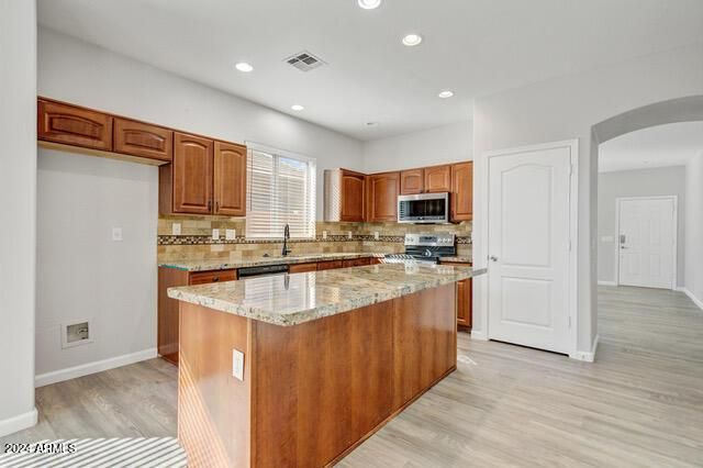 15441 W Shangri La Road, Surprise, AZ 85379