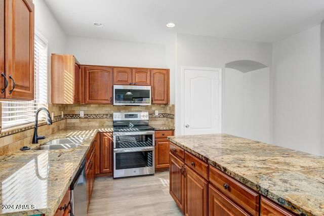 15441 W Shangri La Road, Surprise, AZ 85379