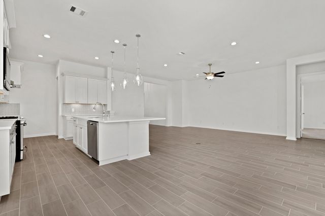 18111 Scarlett Hummingbird Court, Conroe, TX 77302