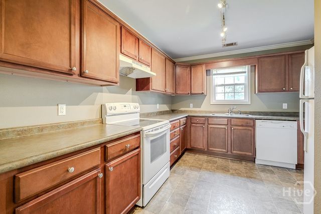 1 Amelia Court, Savannah, GA 31405