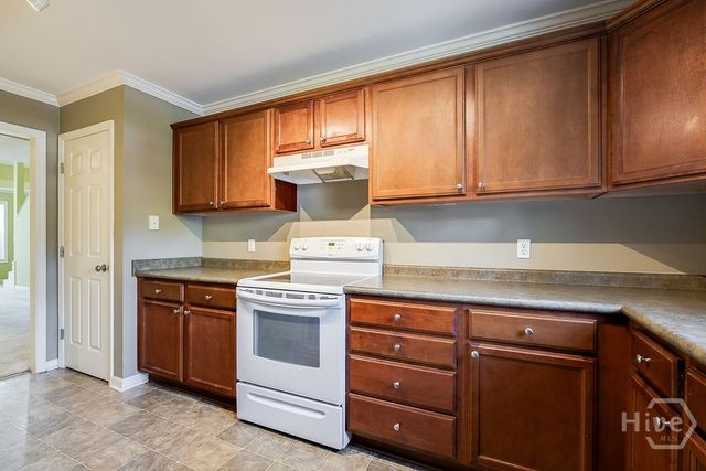 1 Amelia Court, Savannah, GA 31405