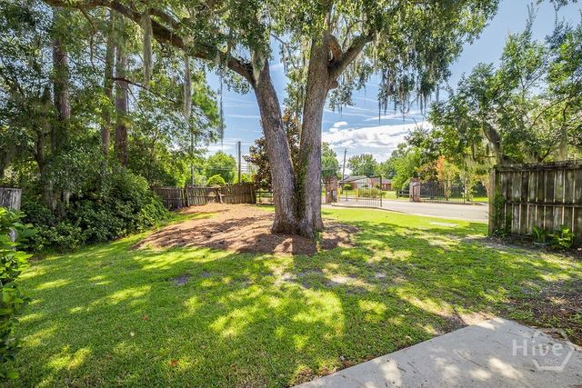 1 Amelia Court, Savannah, GA 31405