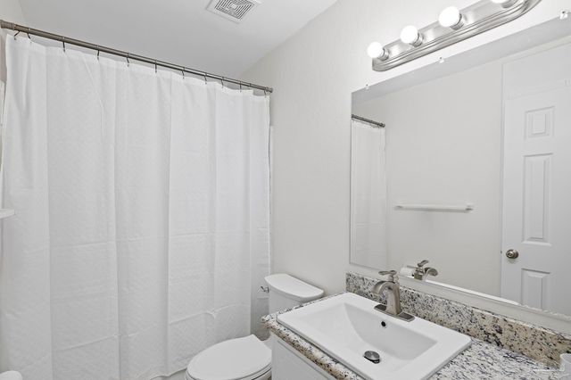 1245 Greenbrier Blvd, Pensacola, FL 32514