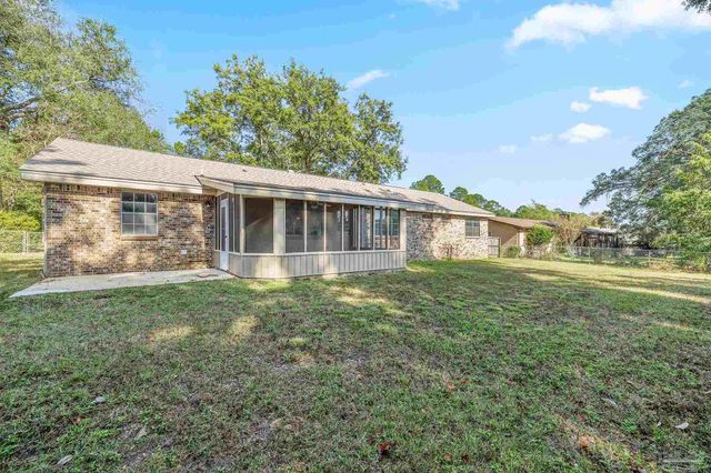 1245 Greenbrier Blvd, Pensacola, FL 32514