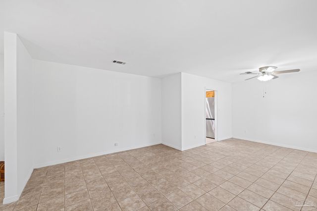 1245 Greenbrier Blvd, Pensacola, FL 32514