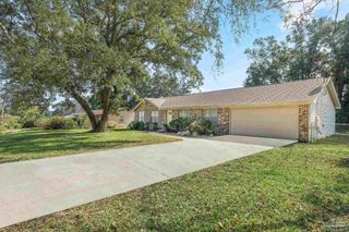 1245 Greenbrier Blvd, Pensacola, FL 32514